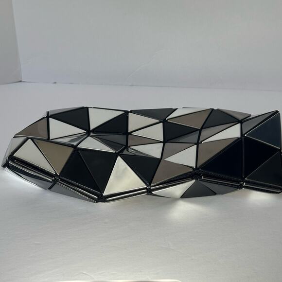 Issey Miyake Bao Bao Distortion Clutch Bag in Platinum Mix - Picture 4 of 11
